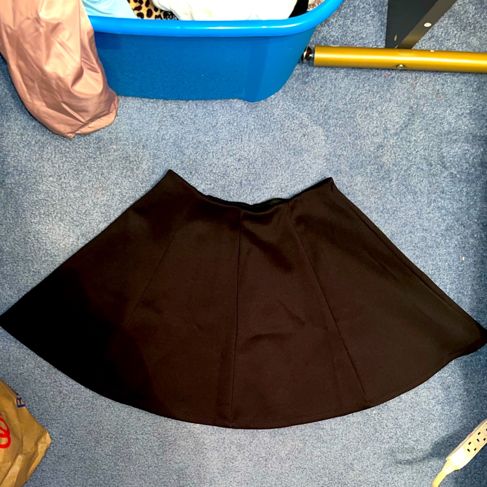 Women’s Black Skirt - size Medium